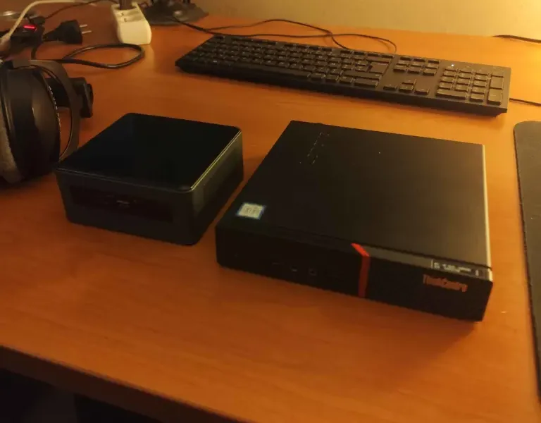 The NUC 8 and the M700 Tiny next to each other on my desk